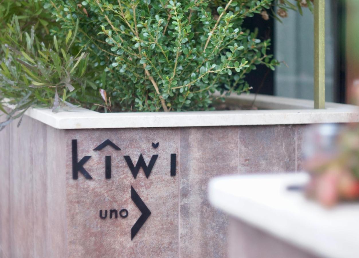 Kiwi Apartment Latina Exterior foto
